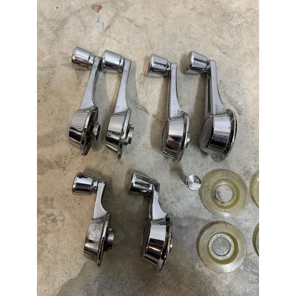 Used OEM Set of Vent & Window Crank Handles 4301746/430449 1961-65 Chevy 4 & 2